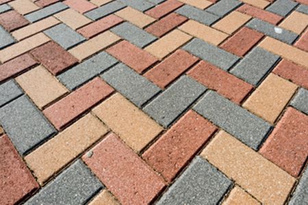 5 Key Benefits of Paver Sealing Thumbnail